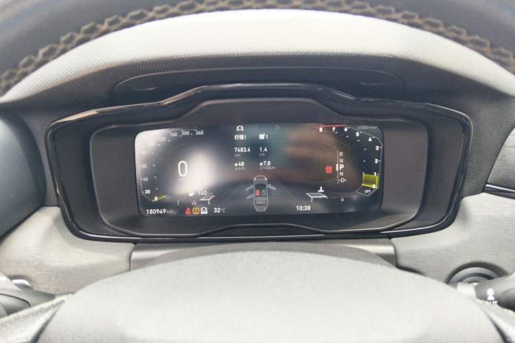 Used Lynk & Co 03 2022 1.5TD DCT JingPro Instrument Cluster