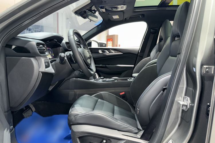 Used Lynk & Co 03 2022 1.5TD DCT JingPlus Interior 3