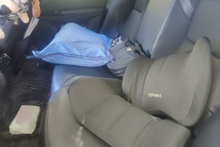 Used Lynk & Co 03 2022 2.0TD DCT JingPro Interior 4