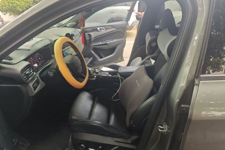 Used Lynk & Co 03 2022 1.5TD DCT JingPro Left Front Seat