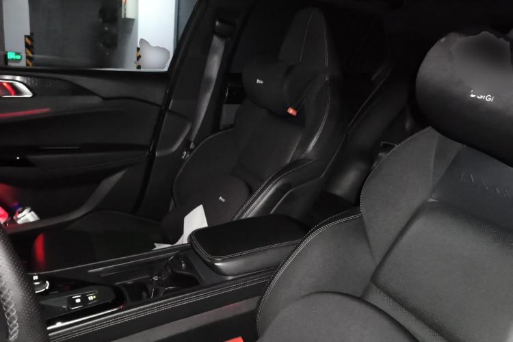 Used Lynk & Co 03 2022 2.0TD DCT JingPro Left Front Seat