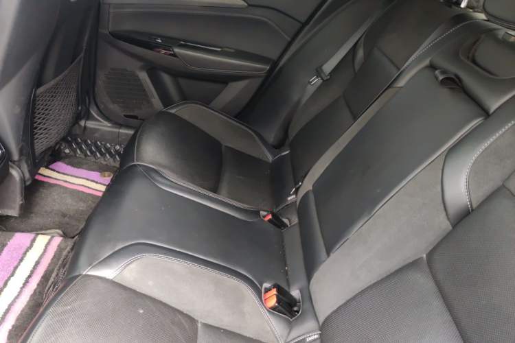 Used Lynk & Co 03 2022 2.0TD DCT JingPro Left Rear Seat