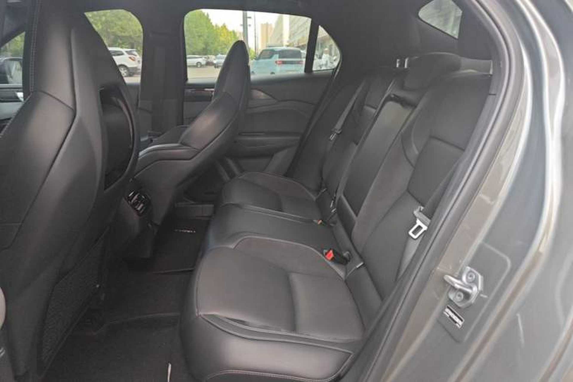 Used Lynk & Co 03 2022 2.0TD DCT JingPro Left Rear Seat