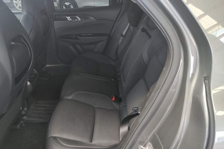 Used Lynk & Co 03 2022 2.0TD DCT JingPro Left Rear Seat