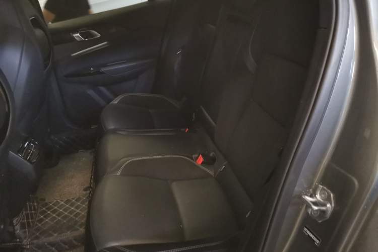 Used Lynk & Co 03 2022 2.0TD DCT JingPro Left Rear Seat