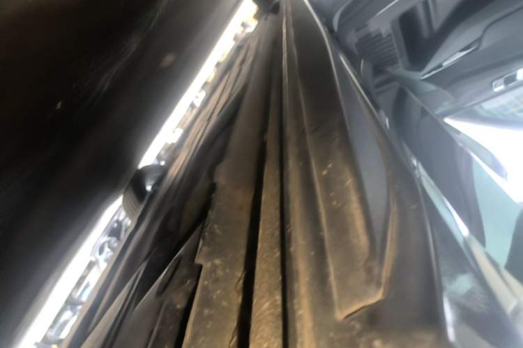 Used Lynk & Co 03 2022 1.5TD DCT JingPlus Left Side Sill
