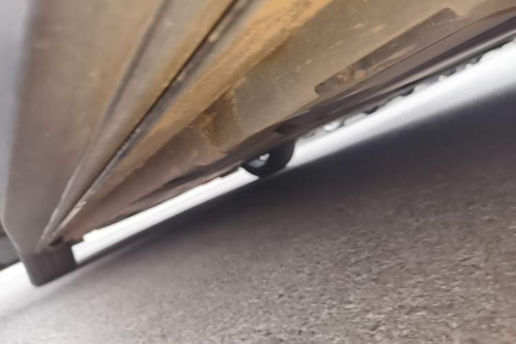 Used Lynk & Co 03 2022 1.5TD DCT JingPro Left Side Sill