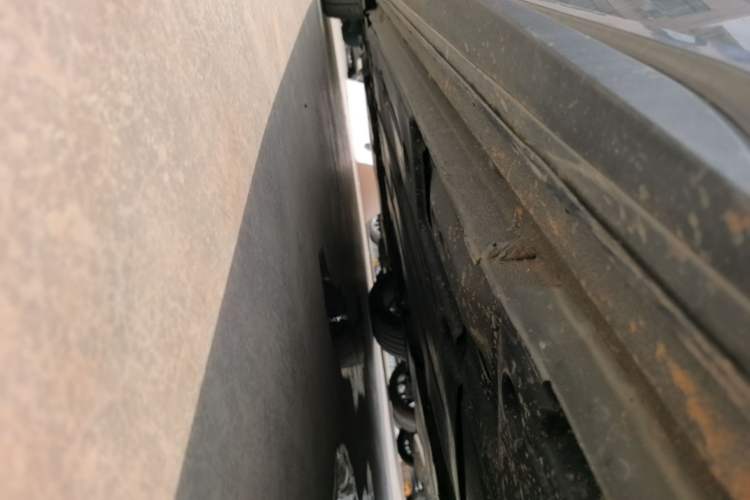 Used Lynk & Co 03 2022 2.0TD DCT JingPro Left Side Sill