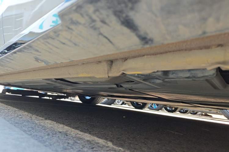 Used Lynk & Co 03 2022 03+ 2.0TD Automatic Wind-Chasing Edition Left Side Sill