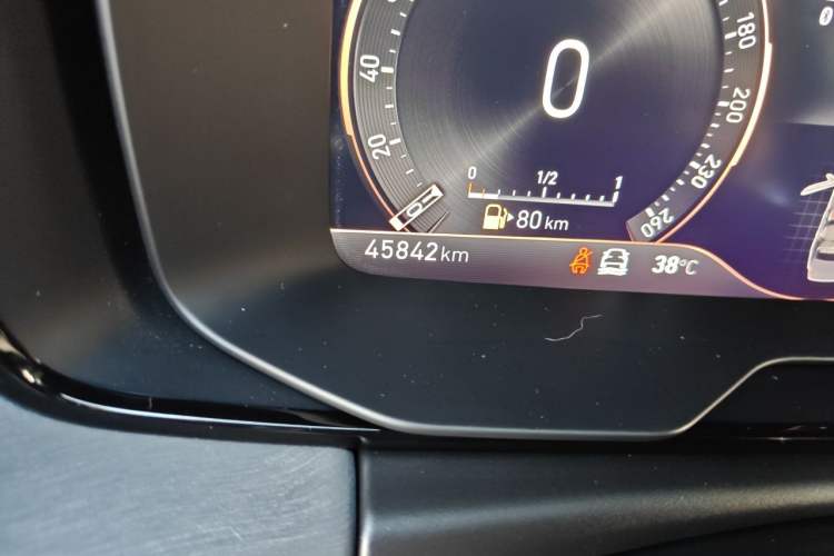 Used Lynk & Co 03 2022 1.5TD DCT JingPro Odometer Close Up