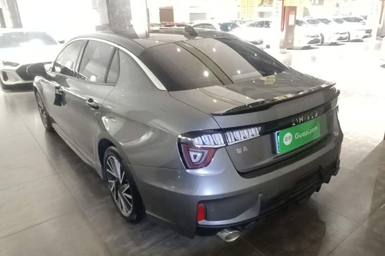Used Lynk & Co 03 2022 1.5TD DCT JingPlus Rear Left 45 Deg