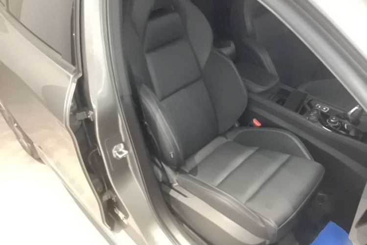 Used Lynk & Co 03 2022 1.5TD DCT JingPlus Right Front Seat