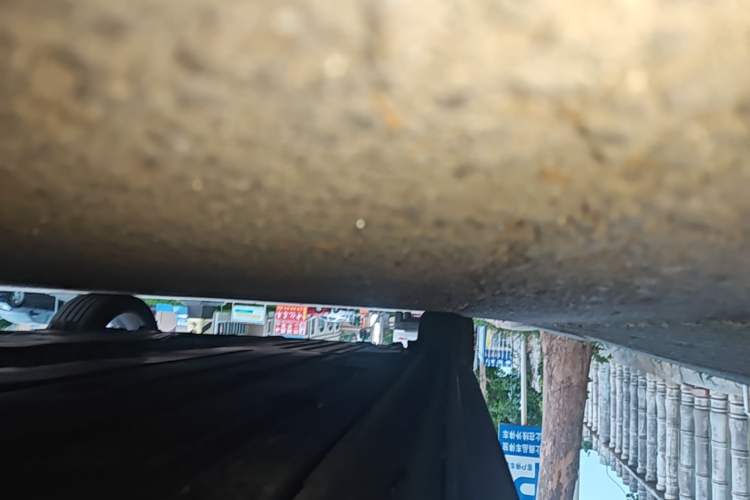 Used Lynk & Co 03 2022 2.0TD DCT JingPro Right Side Sill