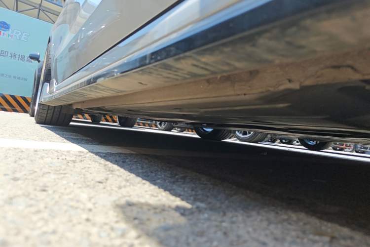 Used Lynk & Co 03 2022 03+ 2.0TD Automatic Wind-Chasing Edition Right Side Sill