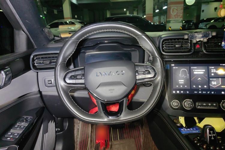 Used Lynk & Co 03 2022 2.0TD DCT JingPro Steering Wheel