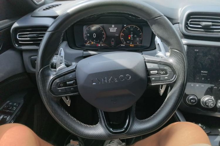 Used Lynk & Co 03 2022 2.0TD DCT JingPro Steering Wheel