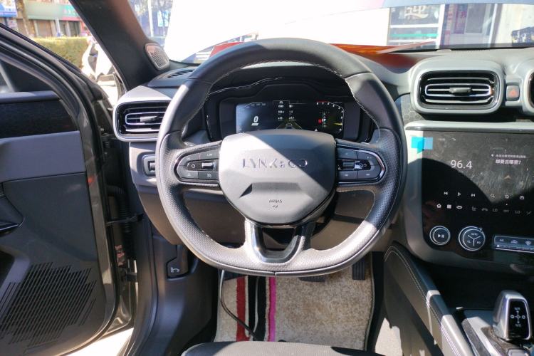 Used Lynk & Co 03 2022 2.0TD DCT JingPro Steering Wheel