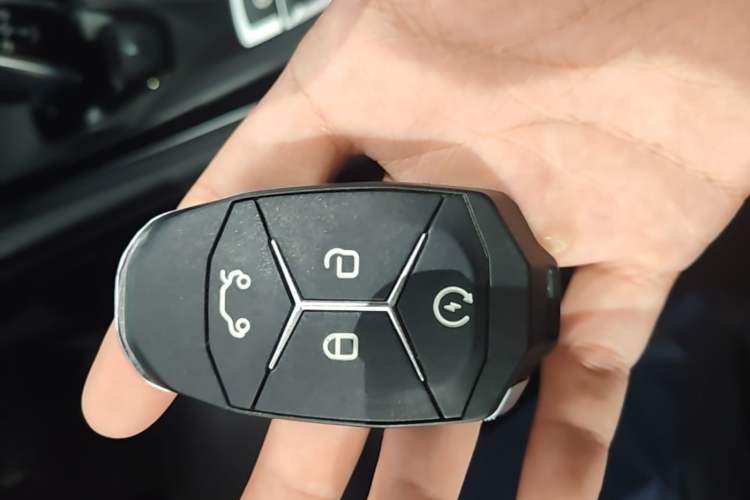 Used Lynk & Co 03 2022 2.0TD DCT JingPro Vehicle Key