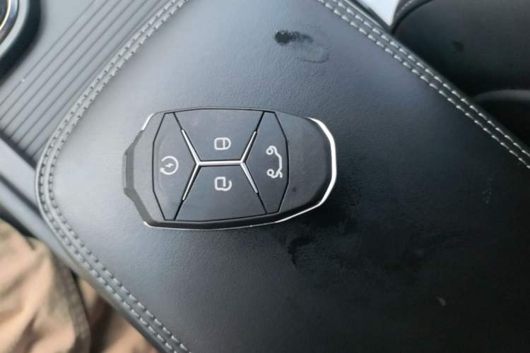 Used Lynk & Co 03 2022 2.0TD DCT JingPro Vehicle Key