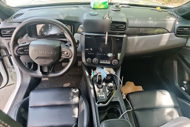 Used Lynk & Co 03 2022 1.5TD DCT JingPlus Center Console