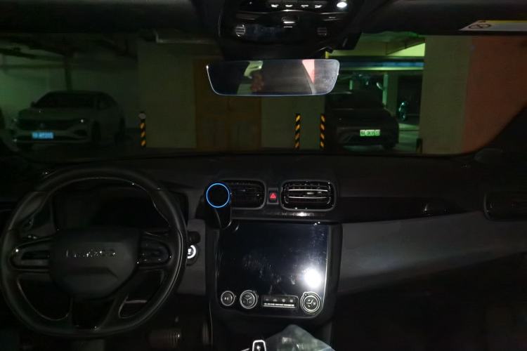 Used Lynk & Co 03 2022 1.5TD DCT JingPro Center Console