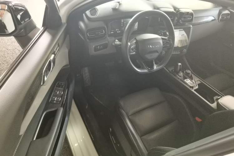 Used Lynk & Co 03 2022 2.0TD DCT JingPro Driver Seat