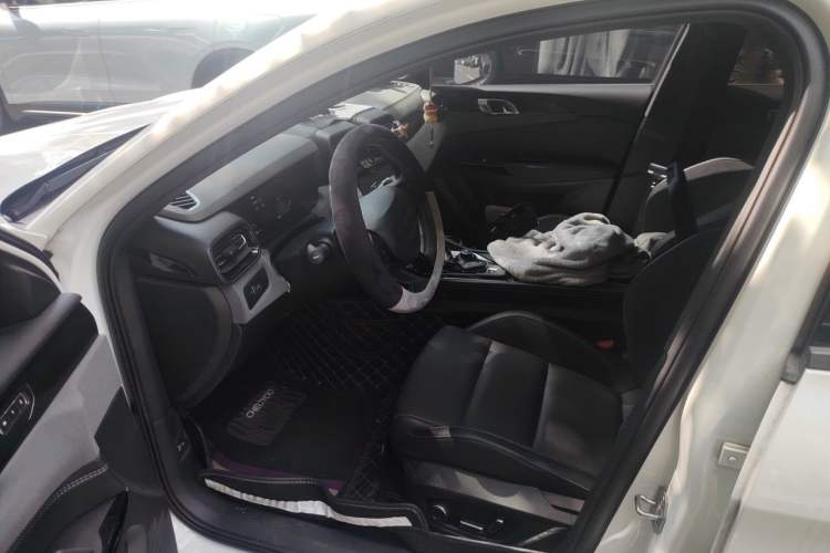Used Lynk & Co 03 2022 2.0TD DCT JingPro Driver Seat