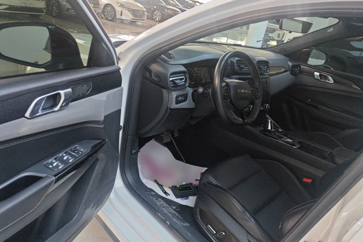 Used Lynk & Co 03 2022 2.0TD DCT GenioPlus Driver Seat