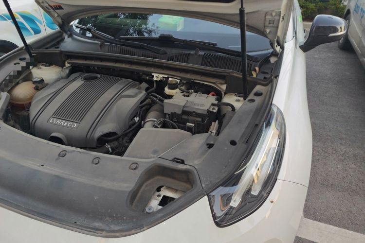 Used Lynk & Co 03 2022 1.5TD DCT JingPlus Engine Bay Left