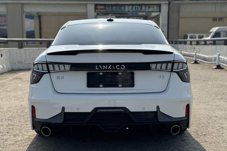 Used Lynk & Co 03 2022 2.0TD DCT JingPro Exterior 4