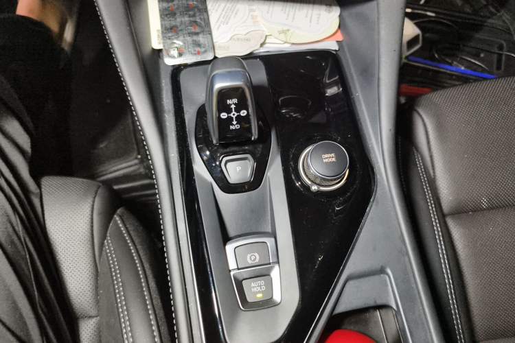 Used Lynk & Co 03 2022 2.0TD DCT JingPro Gear Lever