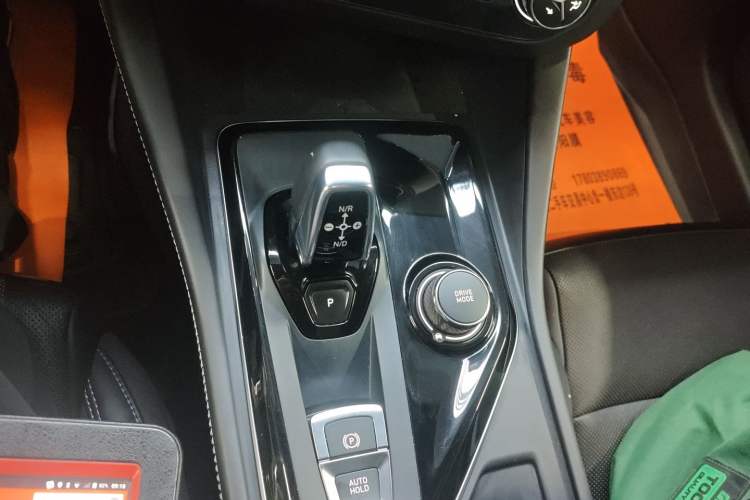 Used Lynk & Co 03 2022 2.0TD DCT JingPro Gear Lever