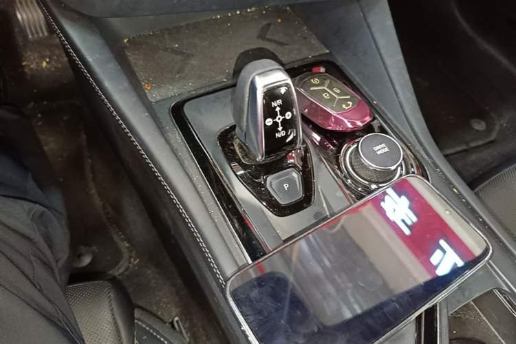 Used Lynk & Co 03 2022 2.0TD DCT JingPro Gear Lever