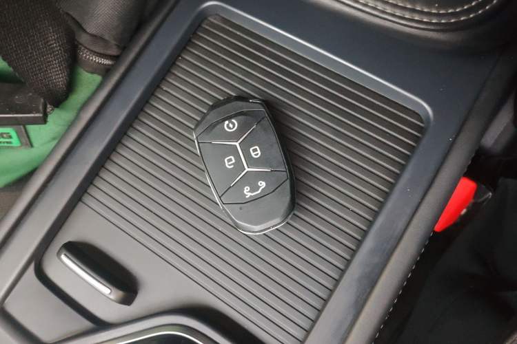 Used Lynk & Co 03 2022 2.0TD DCT JingPro Interior 1