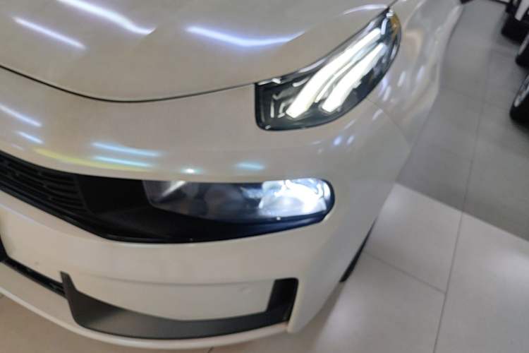 Used Lynk & Co 03 2022 2.0TD DCT JingPro Left Front Headlight