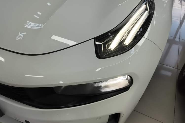 Used Lynk & Co 03 2022 2.0TD DCT JingPro Left Front Headlight