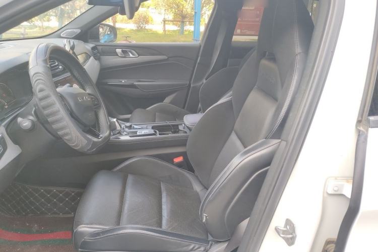 Used Lynk & Co 03 2022 2.0TD DCT JingPro Left Front Seat