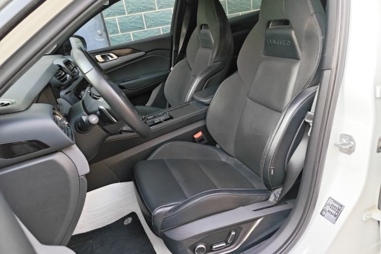 Used Lynk & Co 03 2022 2.0TD DCT JingPro Left Front Seat