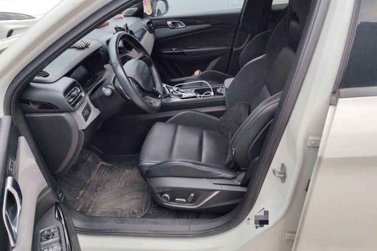 Used Lynk & Co 03 2022 1.5TD DCT JingPro Left Front Seat