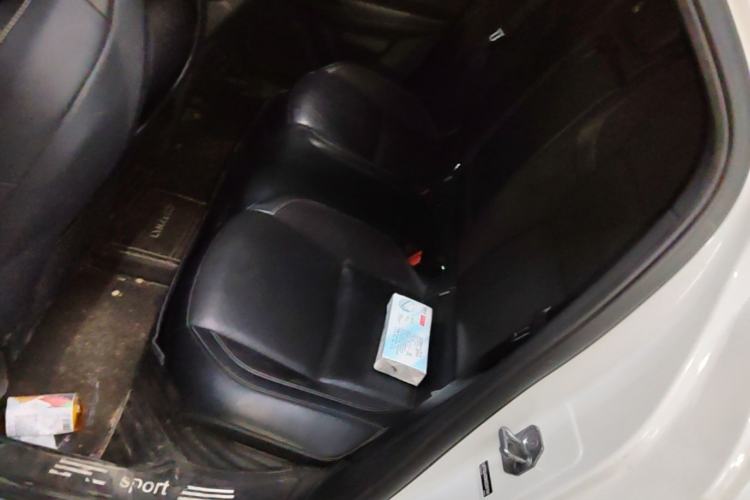 Used Lynk & Co 03 2022 1.5TD DCT JingPro Left Rear Seat