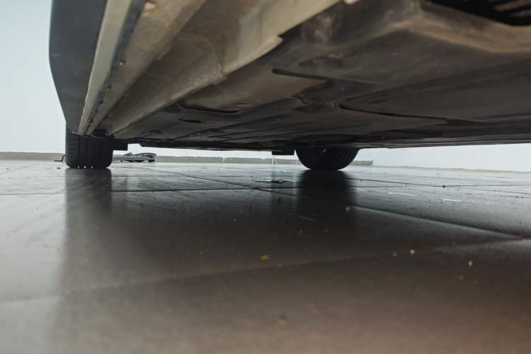 Used Lynk & Co 03 2022 2.0TD DCT JingPro Left Side Sill