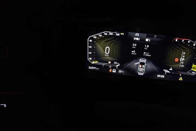 Used Lynk & Co 03 2022 2.0TD DCT JingPro Odometer Close Up