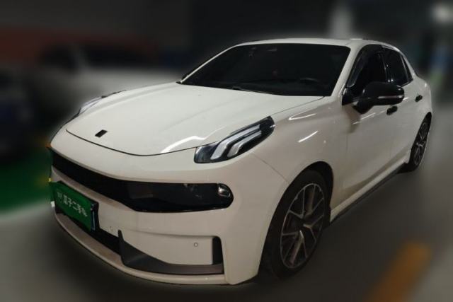 Używany Lynk & Co 03 2022 2.0TD DCT JingPro