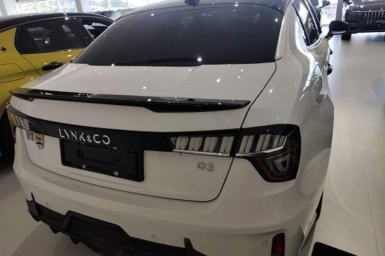 Used Lynk & Co 03 2022 2.0TD DCT JingPro Rear