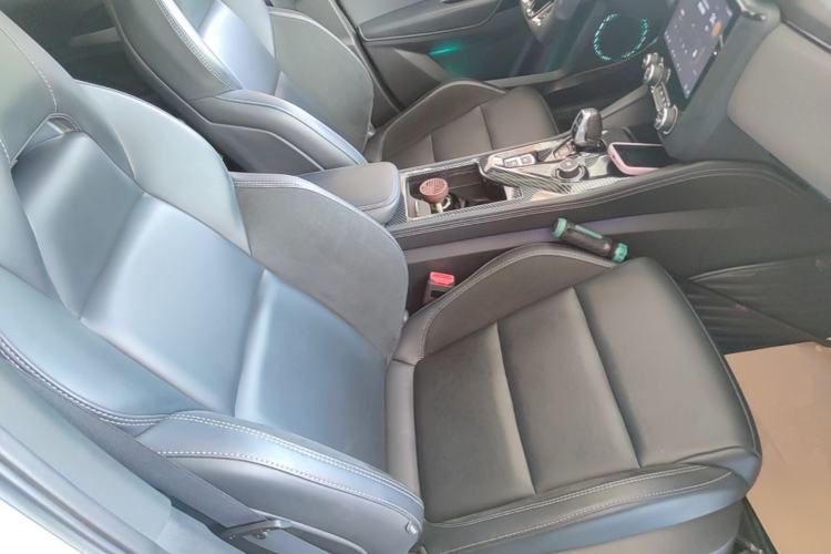 Used Lynk & Co 03 2022 1.5TD DCT JingPlus Right Front Seat