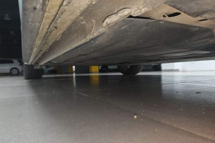Used Lynk & Co 03 2022 2.0TD DCT JingPro Right Side Sill