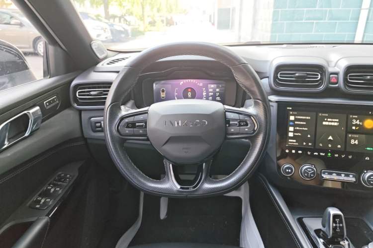Used Lynk & Co 03 2022 2.0TD DCT JingPro Steering Wheel