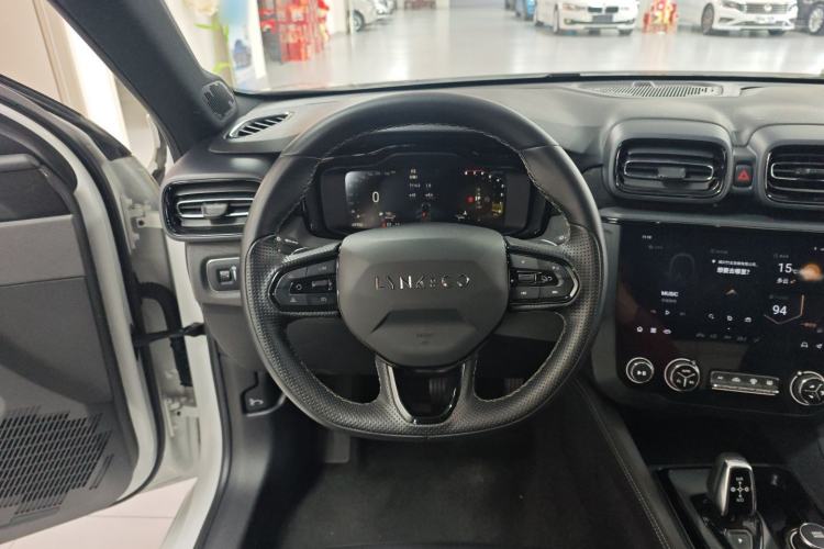 Used Lynk & Co 03 2022 2.0TD DCT GenioPlus Steering Wheel