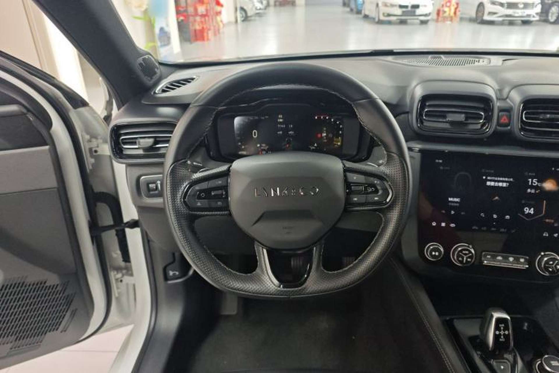 Used Lynk & Co 03 2022 2.0TD DCT GenioPlus Steering Wheel