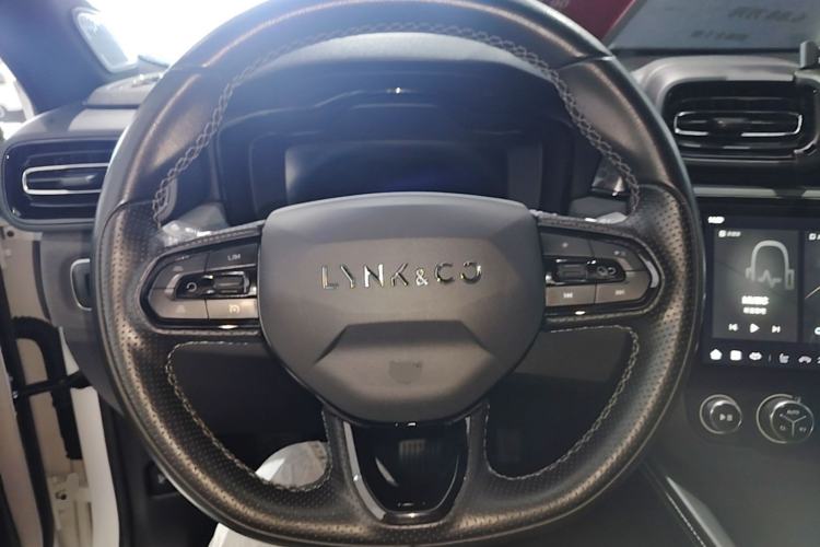 Used Lynk & Co 03 2022 2.0TD DCT JingPro Steering Wheel